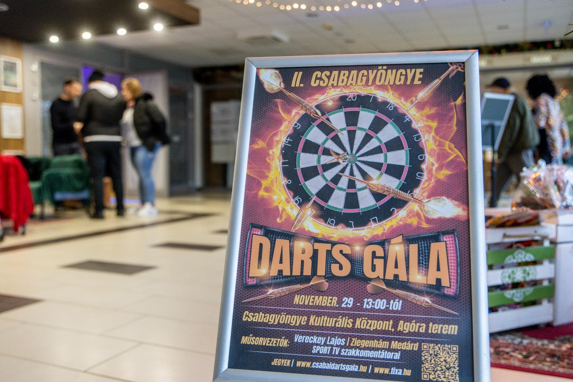 A II. Csabagyöngye Darts Gála évadzáró pillanata Békéscsabán